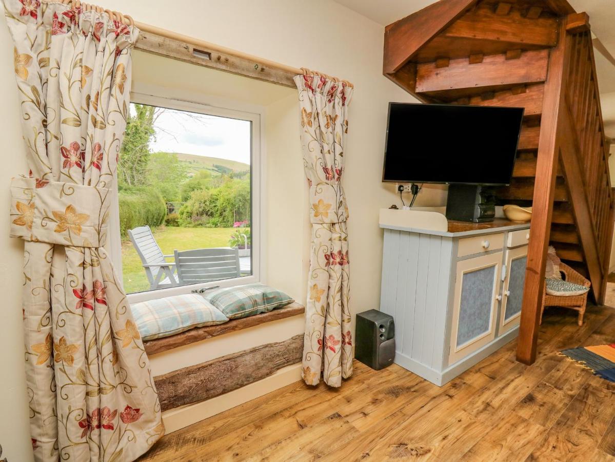 Buzzards Breg Villa Builth Wells Exterior photo