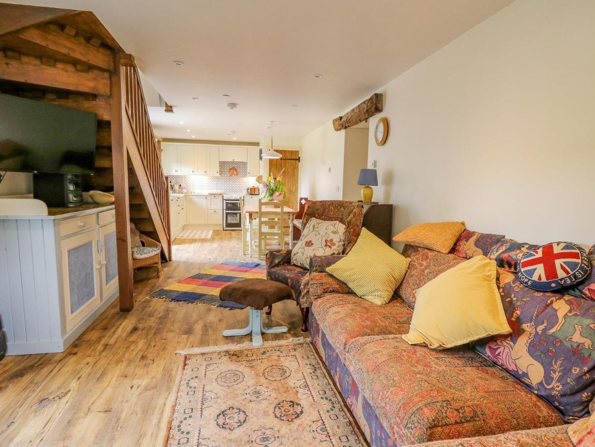 Buzzards Breg Villa Builth Wells Exterior photo