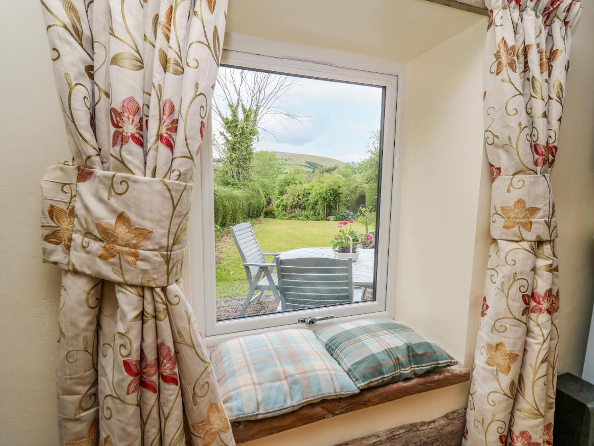 Buzzards Breg Villa Builth Wells Exterior photo